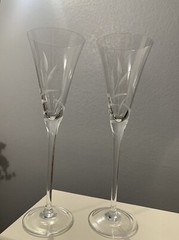 Lenox Crystal OPAL INNOCENCE Etched Toasting Flutes. Set of 2.