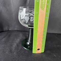 French Luminarc Emerald Green Beehive Stem Grape Etched VCA Wine Glass, Set Of 2