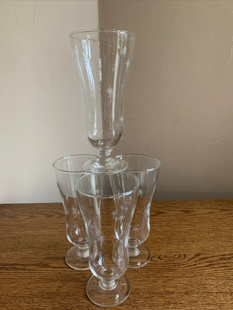SET OF 7 TULIP SHAPED 6″ Parfait Cups or Champagne Glasses (7-oz); ETCHED STARS