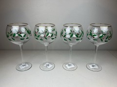 Lenox Christmas Wine Glasses Holiday Balloon Set of 4 Holly Berry Design 14 Oz