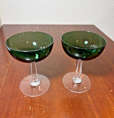 Set Of 2 Green Sherbet Champagne Glasses Clear Square Stem 5” Tall Hand Blown