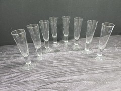 Set of 8 Vintage MCM Starburst Glasses C G Quartzex Star Dust footed Cordial 5″