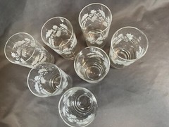 Vintage-Holiday Glass Tumblers-Set of 7-Holly & Berry Etched–Mid-Century Style