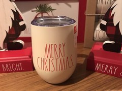 Rae Dunn MERRY CHRISTMAS off white 12 oz Tumbler w/ Lid ~ Coffee/Tea Cup