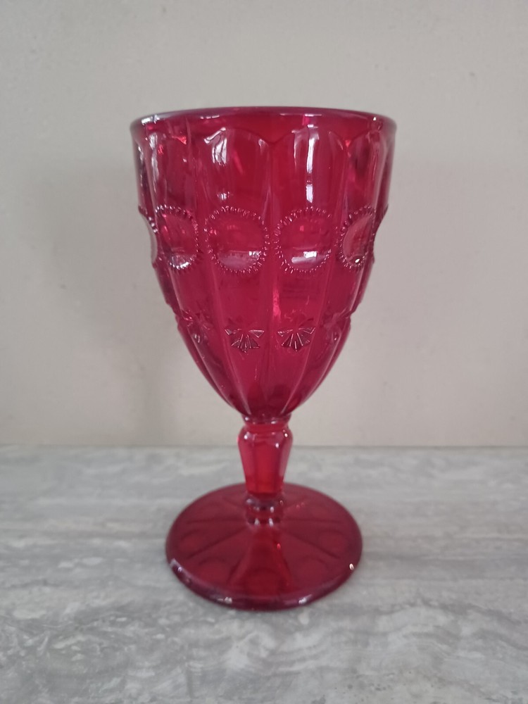 Vintage L.G. Wright Glass/Juice Goblet Priscilla Ruby Red 6″ x 3 1/2″, pre-owned