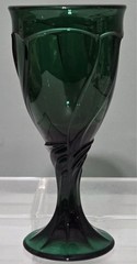 Noritake Sweet Swirl Evergreen Green Wine Glass Goblet 6-3/4″ Tall Set Of 11