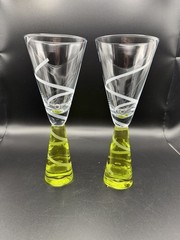 Etched Art Glass Wine Cocktail Glasses Thick Stem Lime Green Swirl Set Of 2