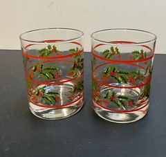 Set Of 2 Green Holly Berry Red Stripes Holiday Design Heavyweight Bottom 12 oz