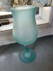FOUR LIBBEY FROSTED PASTEL Z STEM 9 OZ NOVELTY COCKTAIL 7.75″ GLASSES