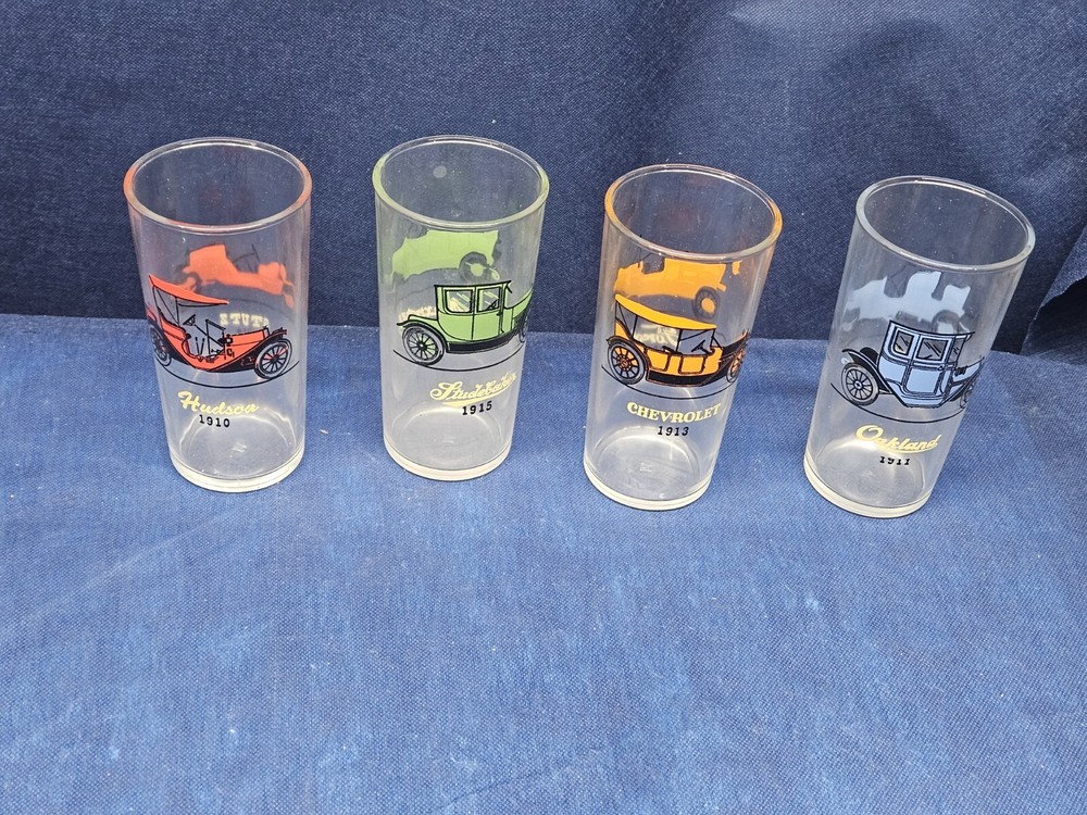 Vintage HAZEL ATLAS Antique Cars Set/4 Drinking Glasses, 4 Car Designs USA