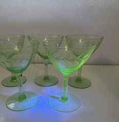VTG Uranium Vaseline Depression Glass Etched Cut Leaf Design Stemware Set Of 5