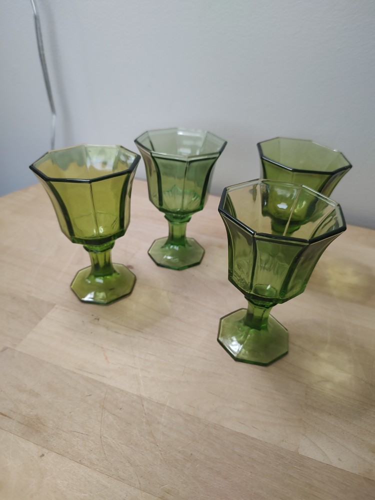 Lot Of 4 Independence Glass Octogonal Green Juice Glass