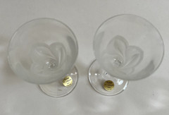 J G Durand Clear Crystal Shot Glasses Florence Frosted Petals 1.5oz (Set of 2)