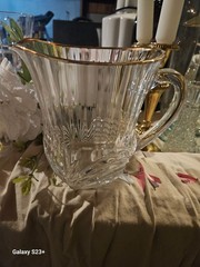 Italian Royal Crystal Rock Auria Pitcher With Gold Rim Heavy duty elegant 40 oz
