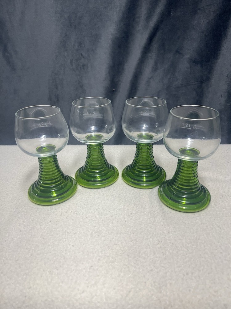 4 Vintage ROEMER Green Beehive Wine Glasses (5.75”) Rare Ribs To Base Stems