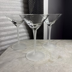 Mikasa»Cachet Frost» Martini Glasses/3 Crystal Martini’s Satin Frosted Stems