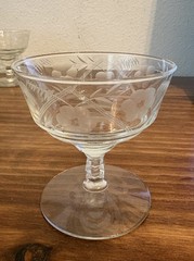 Set of 4 Vintage LIBBEY Rock Sharpe Sherbet or Champagne Glasses 3.75″
