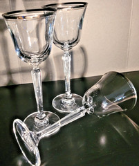 Mikasa 3 Briarcliffe Crystal Wine Goblets 7 7/8″ Platinum LIKE NEW Discontinued