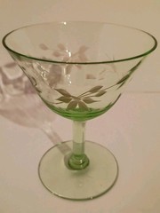 Vintage Misc 5 Green Depression Uranium Glass Stem Ware Glasses *Minor Fleabites