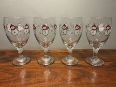 Vintage Set of 4 LIBBEY Christmas Snowman Wine Glasses Stemmed Footed Goblets