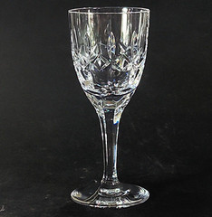 ATLANTIS FERNANDO WINE GLASS, Cut Lead Crystal, 6″, 6 OZ, Made in PORTUGAL