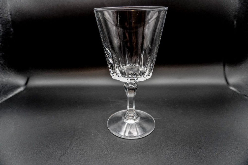 Cristal d’Arques Versailles Pattern Cordial Glasses