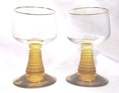 2 Cristal D’Arque Roemer Style Wine Glasses Amber Beehive Stem Gold Rim