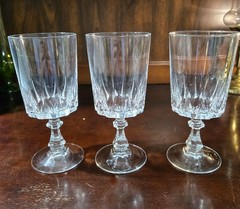 Set Of 3 D’arques Durand Lonchamp Cristal Wine Glasses «Louvre» Vintage
