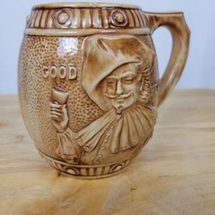 Vintage Ceramic Relief Beer Stein Mug «Good Health» Cavalier Musician Brown 4.5″