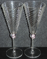 PAIR ROBERT BEER 8 5/8″ TALL SPIRAL OPTIC PINK & BLACK TWIST STEM GOBLETS