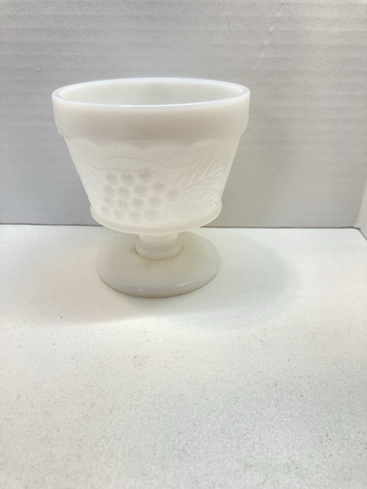 Vintage White Milk Glass Footed Short 4″ Tumbler Grapevine Pattern Raised Cup