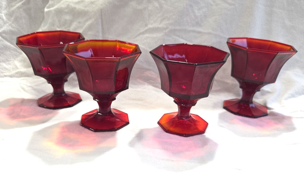 Set of 4 Vintage Independence MCM Amberina Octagonal Juice Glasses GLOWS