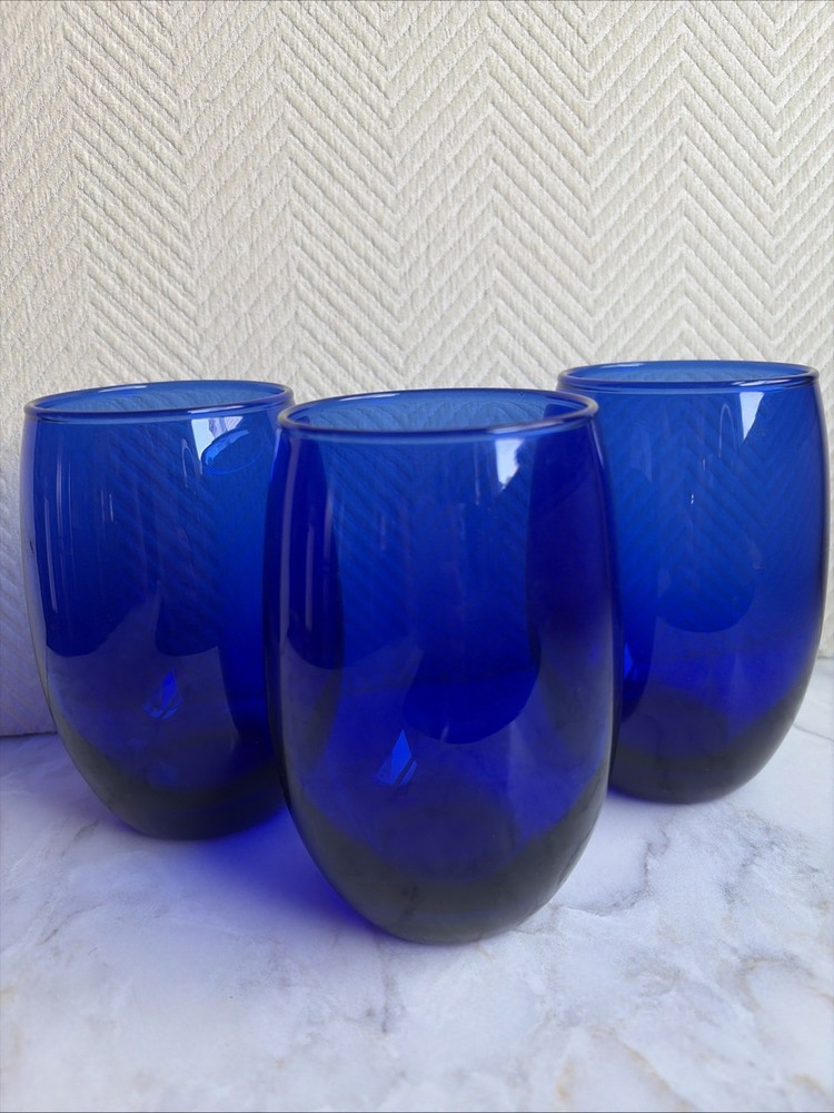 Set Of 3 Vintage Cobalt Blue Hand Blown Tumbler Or Stemless Wine Glasses