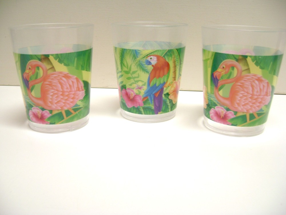 4 1/4″ tall PINK FLAMINGO, Parrot+ Macau Plastic Drinking Cups/Glasses Set of 3
