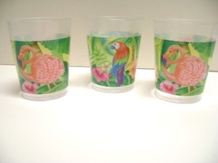 4 1/4″ tall PINK FLAMINGO, Parrot+ Macau Plastic Drinking Cups/Glasses Set of 3