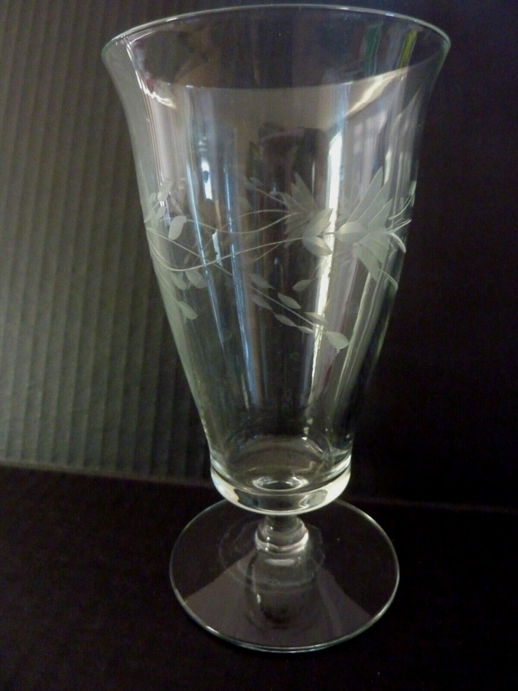 Vintage Etched Floral Leaves Panel Optic Wine Water Goblets Stems