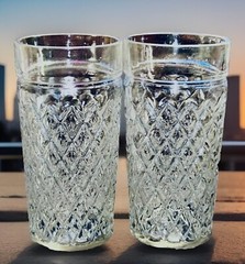 RARE VINTAGE DIAMOND CUT Quilted Jelly Glass Iced Tea 6” Tumbler Set Of 2