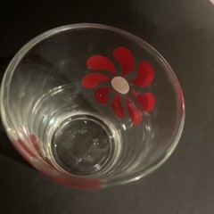 6 Vintage Hazel Atlas Pinwheel Daisy Sour Cream Glasses – 1/2 Pint