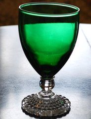 Vtg Set 7 ANCHOR HOCKING FOREST GREEN/ CLEAR BUBBLE FOOT Water Goblets 5 5/8″
