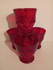 4 Red Viking / Anchor Hocking 3@4″T 3¾»D & 1@4″T 3½»T Georgian Honeycomb Glasses