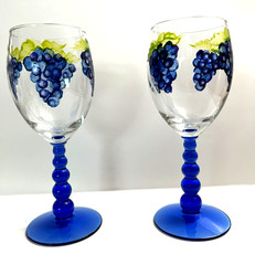 Set of 2 Wine Glasses 12 oz Hand Painted Grapes Blue Bubble Stems 8″h Unbranded
