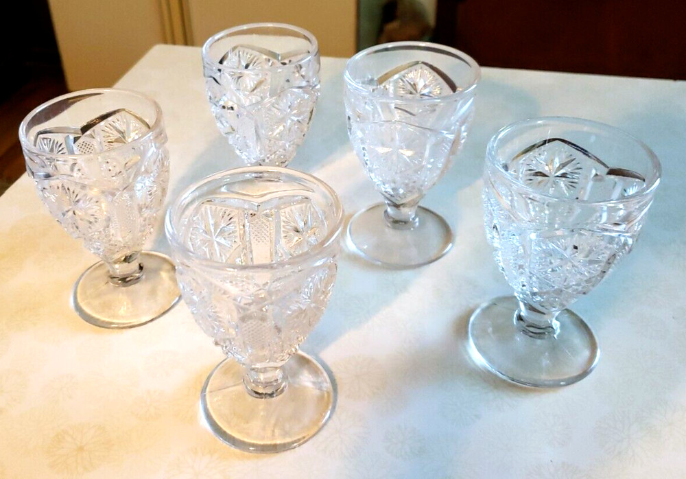 LOT OF 5 IMPERIAL GLASS STAR BURST PATTERN WINE /CORDIAL GLASSES 4» TALL