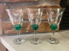 EAMON Irish Etched Shamrock Wine Glasses Set Of 3 Goblets Clear W/ Green 7”