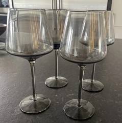 Set of 4 Mid Century Modern Wine Glasses Barware Smoke Grey/ Black 9″ STYLISH