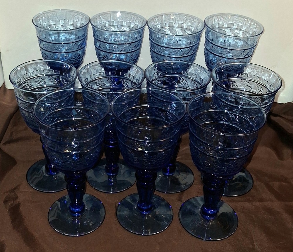 Set Of 11 Mikasa Crystal Tender Leaves Blue 7-1/4″ Water Goblets *Will Split*