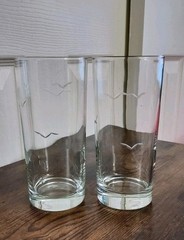 SET OF TWO 12oz. ETCHED DRINKING GLASSES «FLYING BIRDS» NEW OPEN BOX