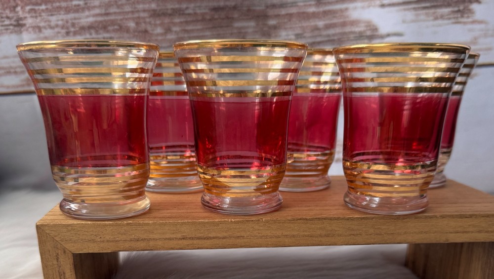 Vintage Set of 6 Cordial Liqueur Glasses 3 1/8 Cranberry Pink Flashed, Gold Gilt