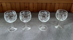 VTG Rose Etched Crystal Wine/Cordial Glasses 5.5 InchesTall