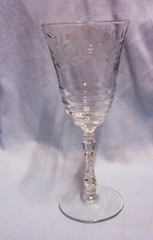 WATER GOBLET LIBBEY ROCK SHARPE Crystal Berkley Long Stem Embossed Flowers (A1)
