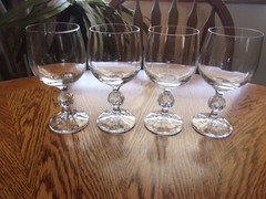 Wine 7 Oz Claudia Ball Stem Water Blown 5 3/4″ – Set of 4